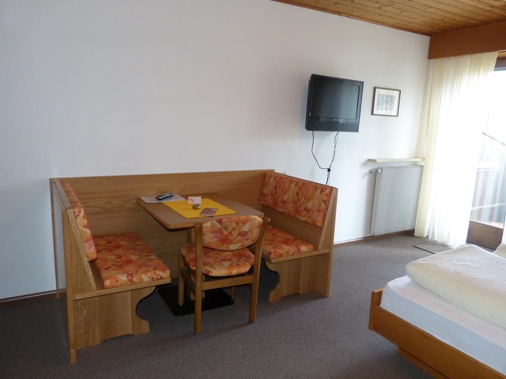 Haus Christl Bed and Breakfast Lana Exterior foto